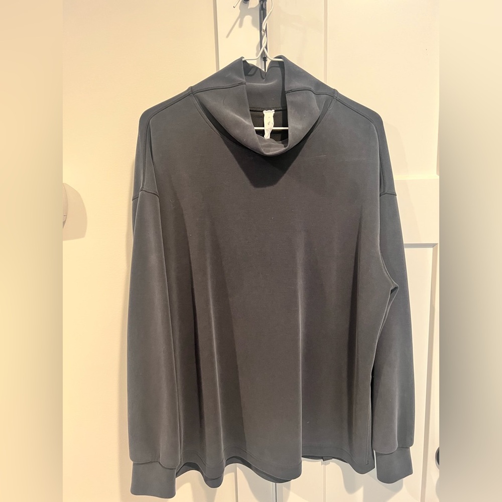 Lululemon Athletica Turtleneck Sweater -Medium
